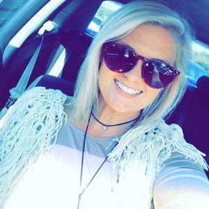 Meet your Posher, Maddie